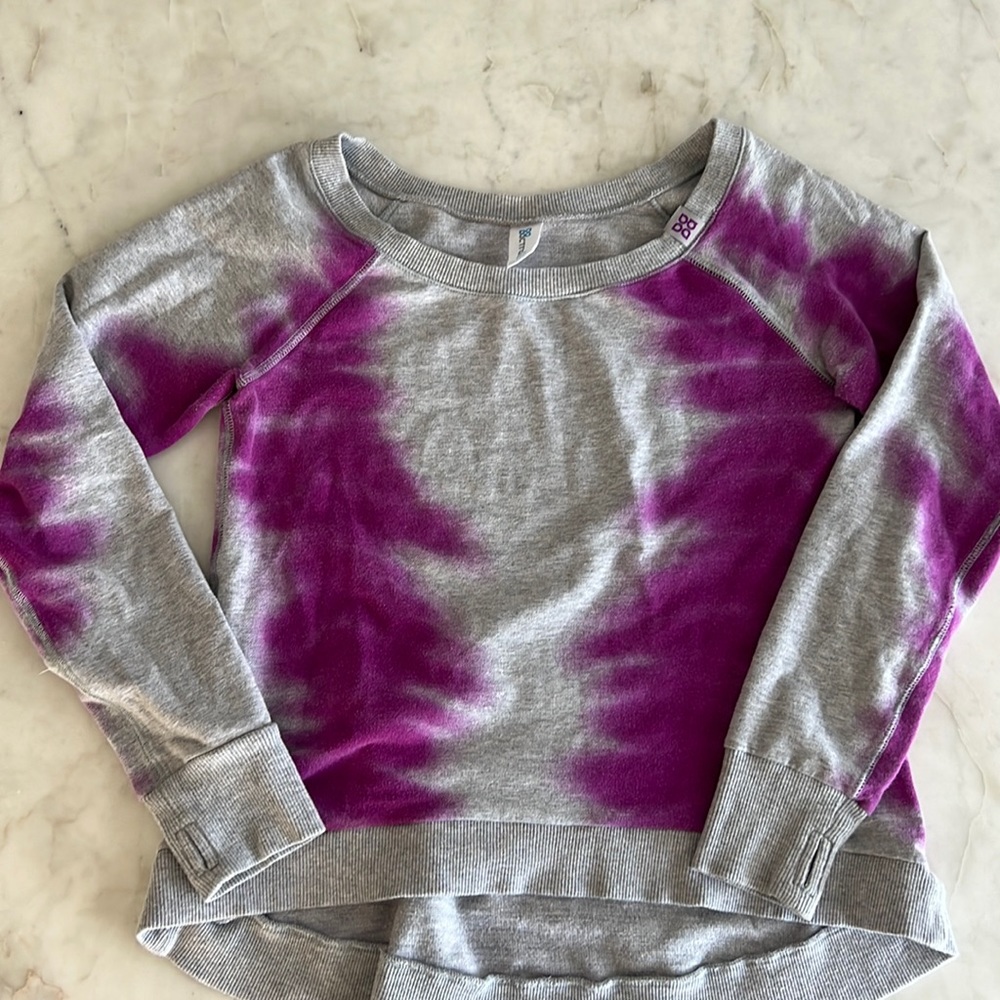 Stretchy sweatshirt comfy and cute design